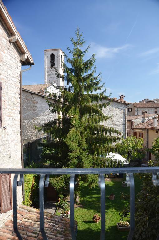 Residenza Di Via Piccardi Bed and Breakfast Γκούμπιο Εξωτερικό φωτογραφία