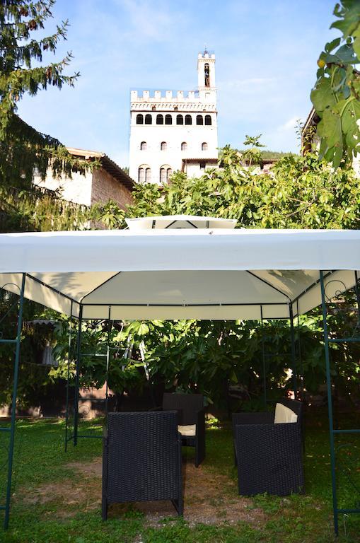 Residenza Di Via Piccardi Bed and Breakfast Γκούμπιο Εξωτερικό φωτογραφία
